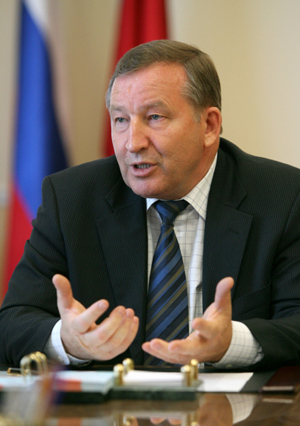 Ряд крупных предприятий Алтайского края занижают налог на прибыль - губернатор
