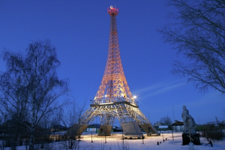 600 спортсменов соберутся в челябинском Париже на полумарафон от "Эйфелевой башни"