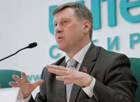 Мэр Новосибирска Локоть заявляет, что не будет баллотироваться в губернаторы региона