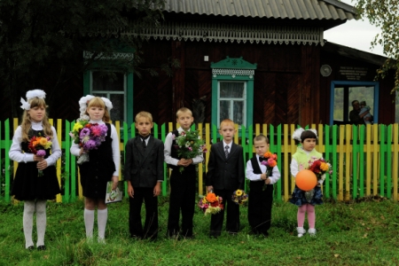 Власти Алтайского края отремонтируют сельскую школу, которую просили сохранить жители во время "прямой линии" с Путиным