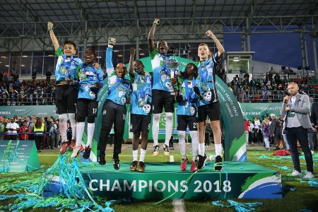 Команда Chimpanzee победила в Чемпионате мира по "Футболу для дружбы"