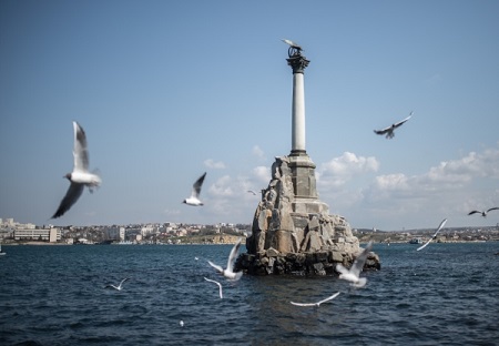 Разрушенный после революции памятник российскому флотоводцу Лазареву восстановят в Севастополе – Шойгу