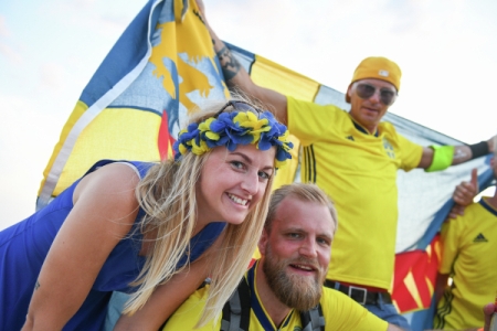 Около 250 футбольных болельщиков из Швеции прилетели международными рейсами в Екатеринбург