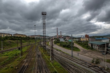 Кратковременный сбой движения поездов произошел в Красноярском крае из-за грозы
