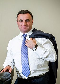 Генеральный директор ООО "Галактика" А.Сурмалян: "Необходимо сделать суровым наказание за недострои с участием дольщиков"