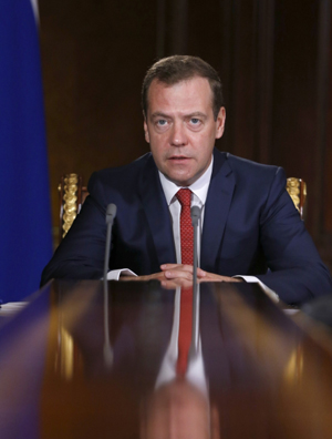 Медведев заявил о необходимости наказания виновных в проблемах ТЭК в регионах СКФО