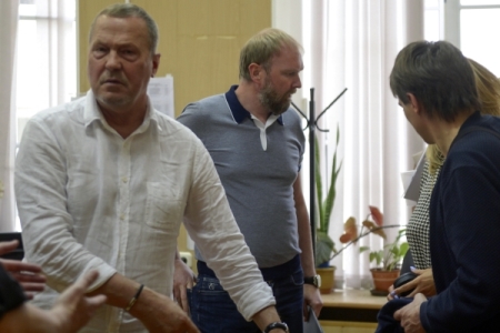 Экс-замдиректора Эрмитажа Новиков приговорен к условному сроку после хищения более 30 млн рублей
