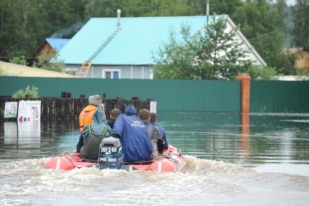 Более 5,5 тыс. жителей Алтайского края, пострадавших от паводка, получат компенсации