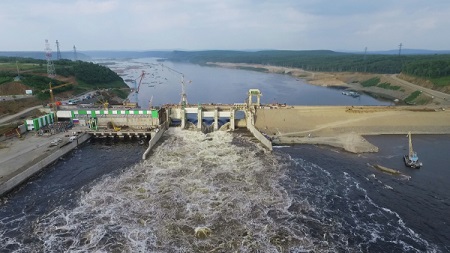Губернатор Шпорт просит уменьшить объем сбросов воды на Бурейском водохранилище