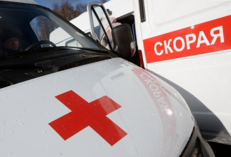 Машина  с погибшим и пострадавшим пассажирами обнаружена на трассе в Ленобласти
