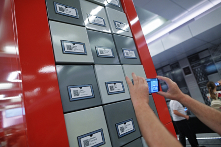 Виртуальные книжные полки появятся на всех станциях Московского метро
