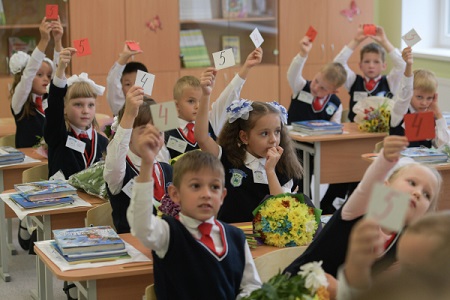 Почти 7 тысяч школьников пошли в этом учебном году в новые образовательные учреждения Москвы
