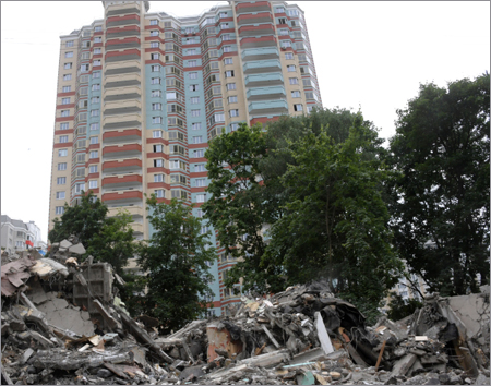 Более половины жильцов пятиэтажки на северо-востоке Москвы согласились на переезд по реновации