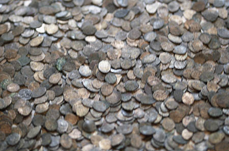 Клад с золотыми монетами пропал при перевозке из Курска в Гохран, возбуждено уголовное дело