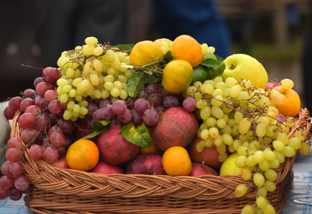 Доставку овощей и фруктов из Петербурга в Екатеринбург и Барнаул будут осуществлять с 25,4%-ной скидкой