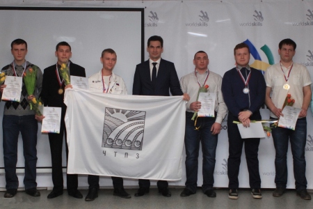 Команда ЧТПЗ завоевала пять золотых медалей на региональном чемпионате "Молодые профессионалы"