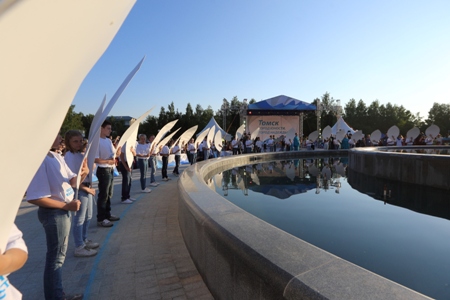 Самый большой фонтан Томска открыли в День города
