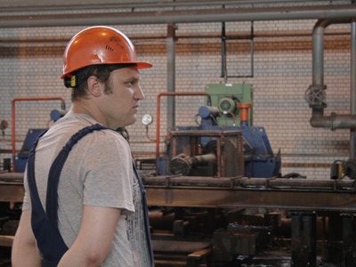 Рабочий на производстве металлургического завода "СтавСталь"