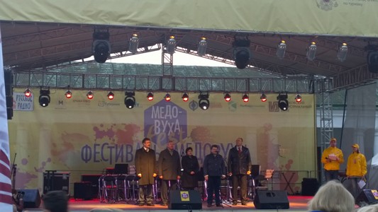Гастрономический фестиваль "Медовуха fest" впервые прошел в Суздале