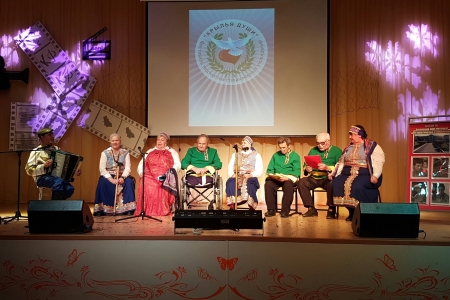 Фестиваль творчества пенсионеров, проживающих в домах-интернатах Тюменской области, собрал более 200 участников и зрителей