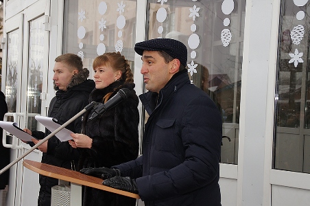 В Батайске увековечили память олимпийского призера и жителей города, погибших в Чечне