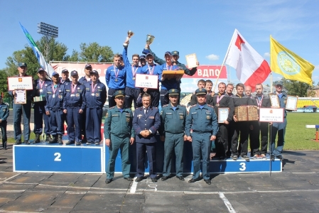Соревнования пожарных добровольцев на Кубок Северо-Западного центра МЧС прошли в Пскове