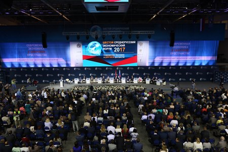 Среднерусский экономический форум и Коренская ярмарка прошли в Курской области