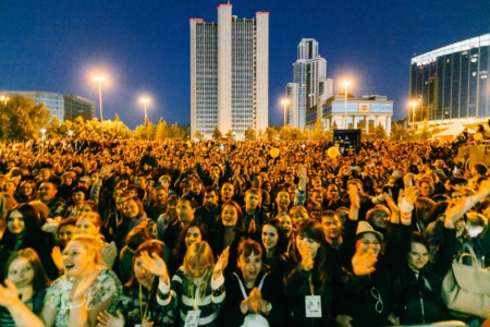Более 1,5 тыс. музыкантов сыграли в Екатеринбурге на фестивале Ночь музыки
