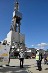 "РН-Уватнефтегаз" получил первую нефть с Косухинского месторождения на Увате