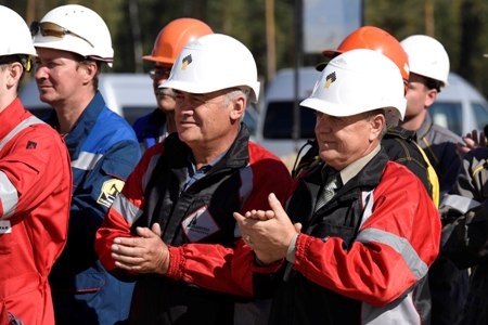 "РН-Уватнефтегаз" получил первую нефть с Косухинского месторождения на Увате