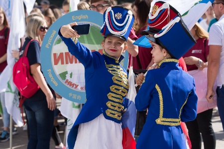 Более 2,5 тысяч студентов приняли участие в празднике белгородского студенчества