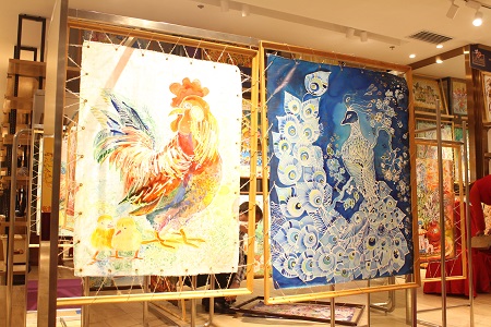 Мастера художественного промысла из России и Китая представили свои работы на выставке-ярмарке в Харбине