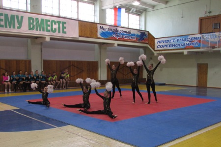 В Томске прошел фестиваль по спортивному чирлидингу, приуроченный к 140-летию Томского госуниверситета