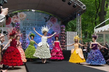 Фестиваль цветов в Летнем саду посетили 60 тысяч человек