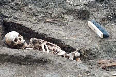 Археологические раскопки в крепости Копорье в Ленобласти продлятся до конца года