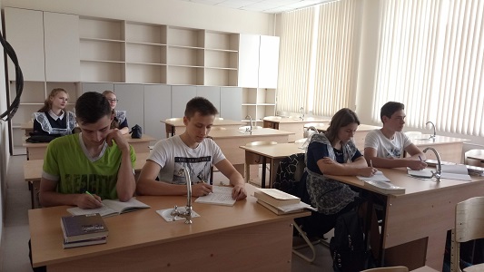Первая реконструированная за счет частного инвестора "цифровая" школа открылась в Кузбассе