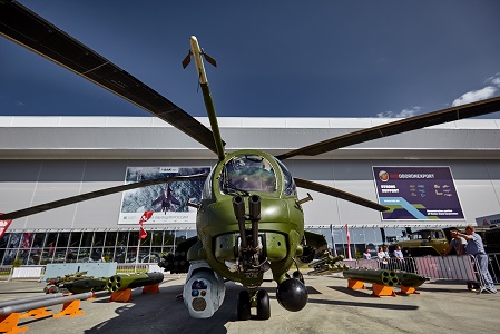 "Роствертол" холдинга "Вертолеты России" представил четыре новых модернизированных вертолета на международном форуме "Армия-2018"