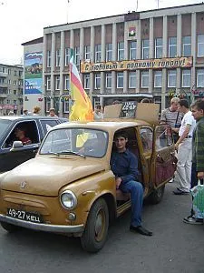 Авторетропробег, посвященный Дню Шахтера, прошел в кузбасских городах