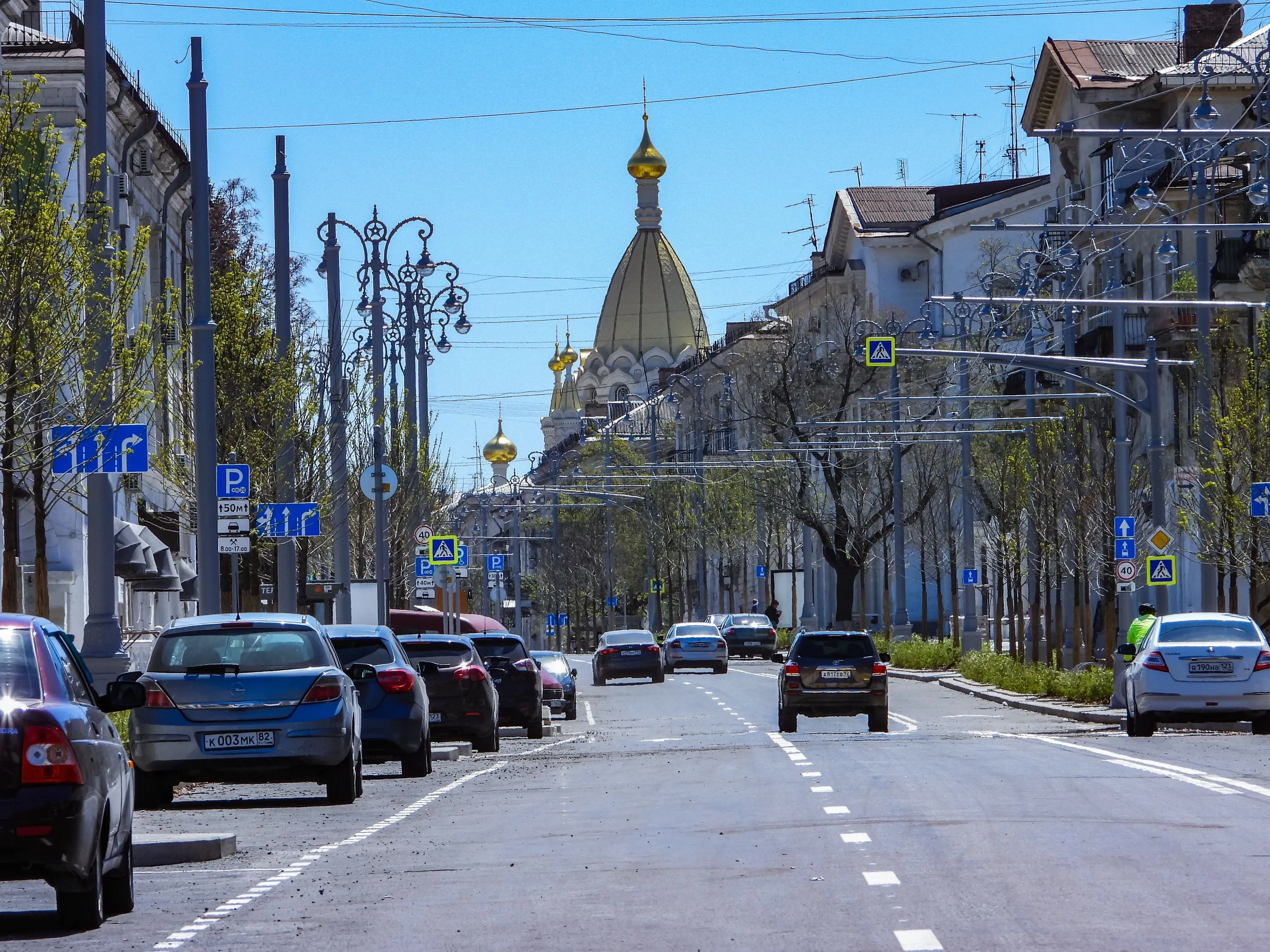 Реконструкция центральной улицы завершена в Севастополе