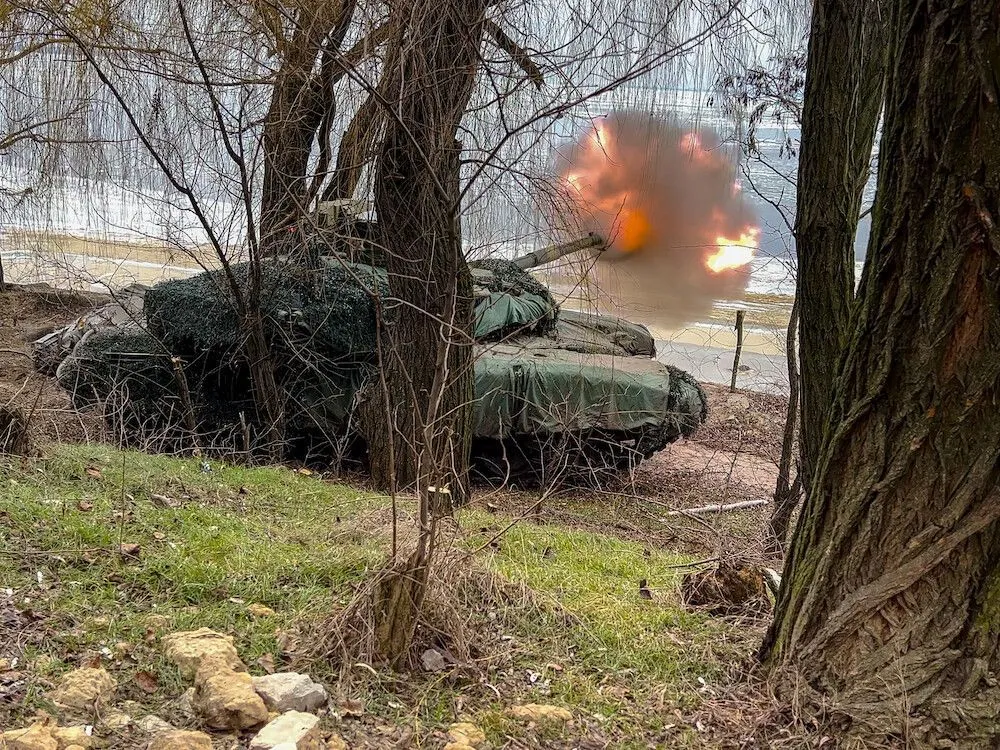 Т-90М "Прорыв" усилили танковые подразделения на херсонском и запорожском направлениях