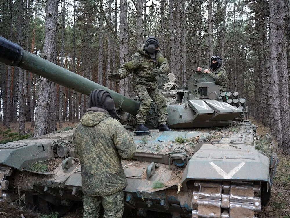 Т-90М "Прорыв" усилили танковые подразделения на херсонском и запорожском направлениях