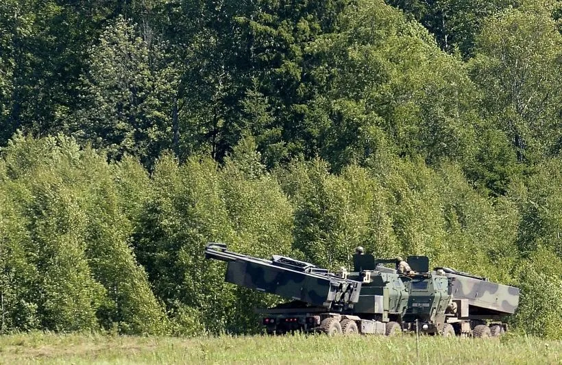 Новый пакет военной помощи США для Украины включает в себя боеприпасы для реактивных систем залпового огня HIMARS. Фото