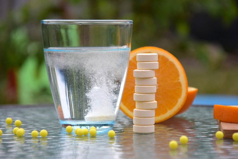 Самой простой и доступной формой витамина С является аскорбиновая кислота. Фото