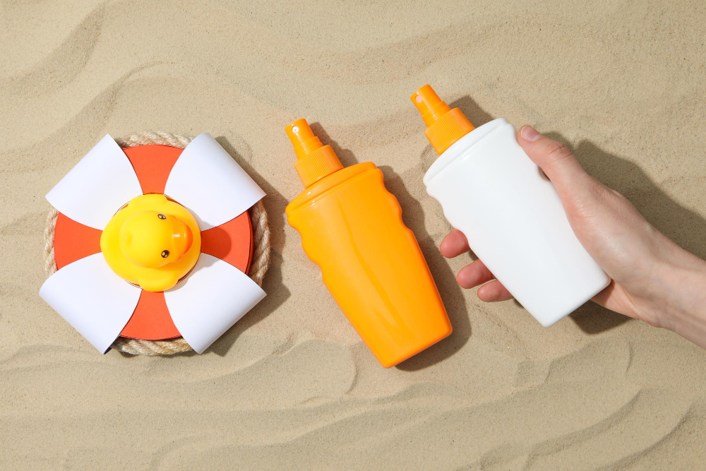 Солнцезащитный крем может содержать два вида фильтров. Фото