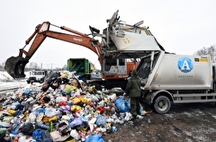 Аномальные морозы стали причиной несвоевременного вывоза мусора в Оренбурге