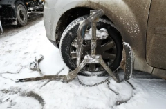 Брошенные на улицах Воронежа автомобили планируют передавать в зону СВО