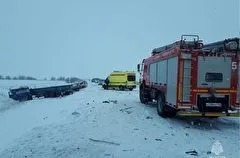 Пять человек погибли в массовом ДТП в Оренбуржье