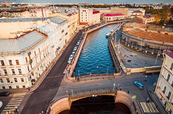 Большой Конюшенный мост капитально отремонтируют в Петербурге