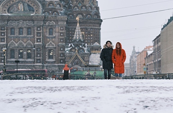 Скульптуры и арт-объекты установят на рекламных тумбах в центре Петербурга