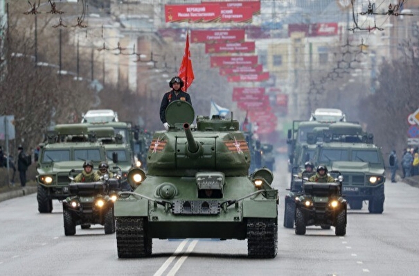 Танк Т-34 пройдет в колонне военной техники на 9 Мая в Мурманске